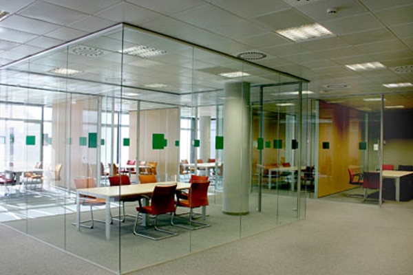 Interior Oficinas Caser